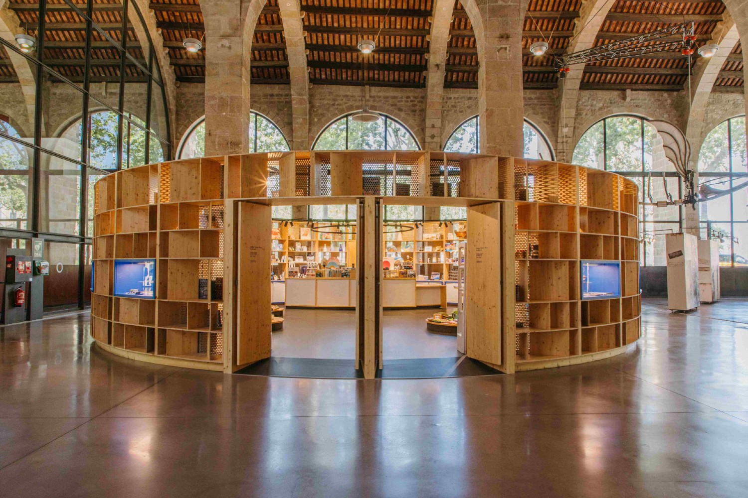 118 Studio Works transforma la tienda del Museo Mar...