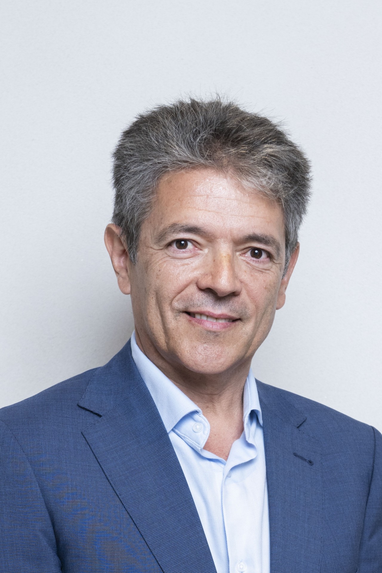 Molins nombra a Ricardo Berruezo nuevo director come...