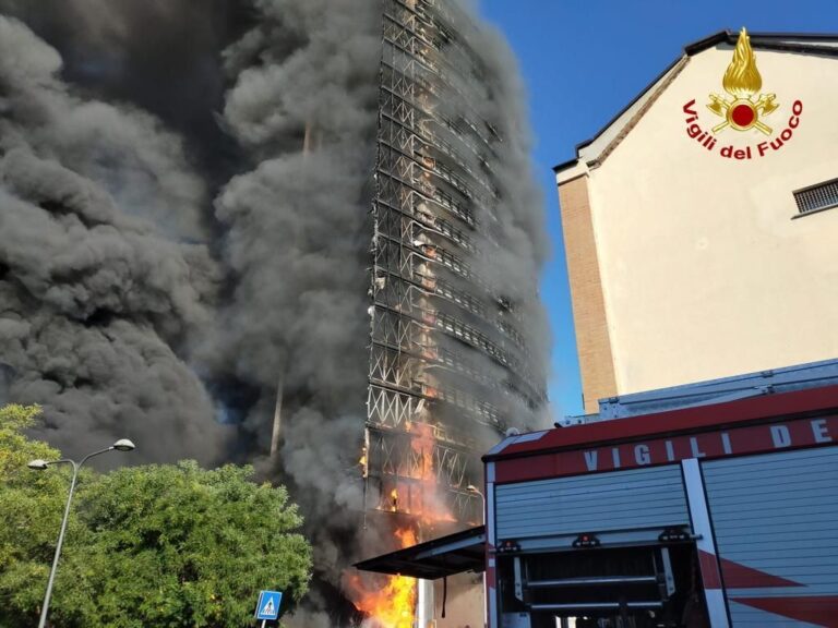 Fachadas modernas: seguridad contra incendios más a...